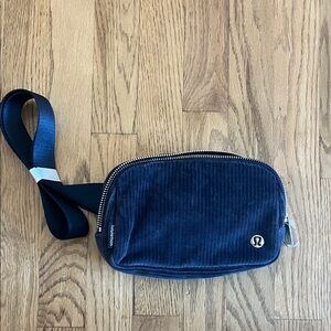 Lululemon Corduroy Navy Belt Bag NWT